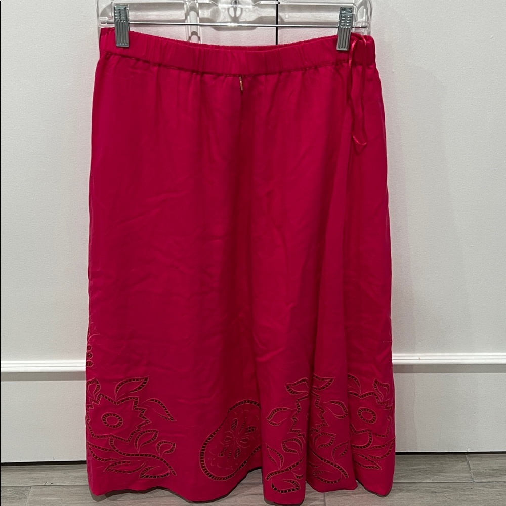 Vibrant Pink Embroidered Skirt - Picture 6 of 8